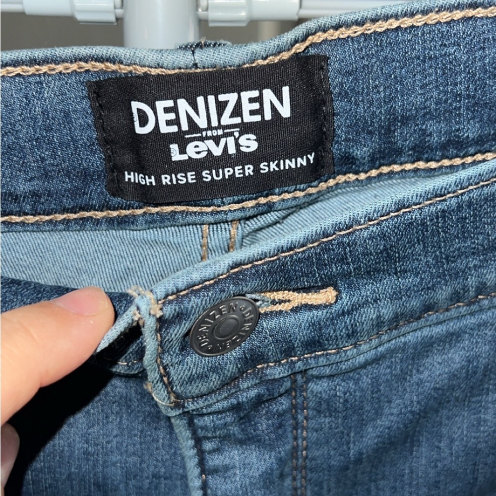 Levi’s - Women's High Rise Super Skinny Jeans - Blue - Picture 3 of 8